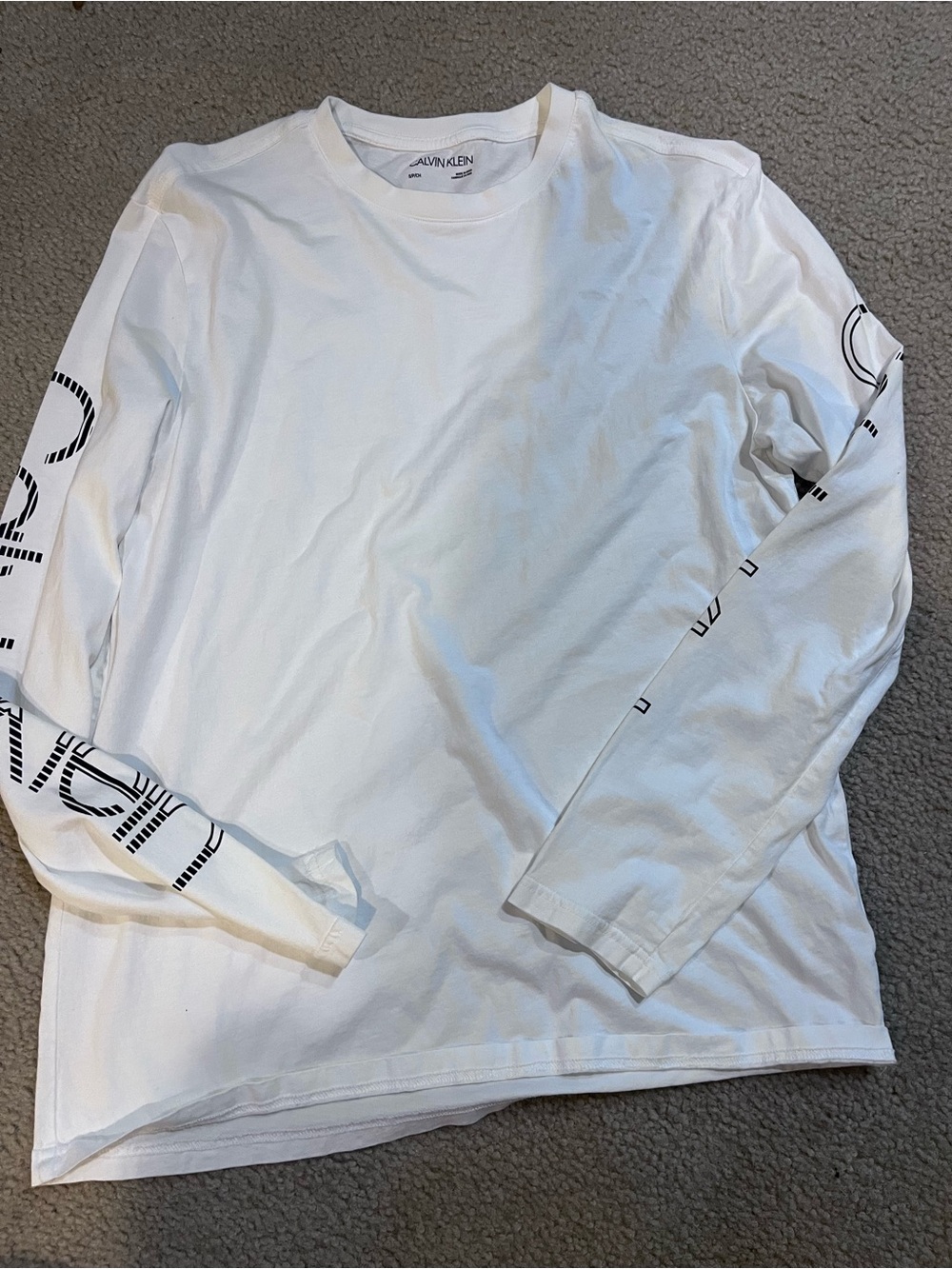 Calvin Klein Men's White Long-Sleeve Logo T-Shirt small